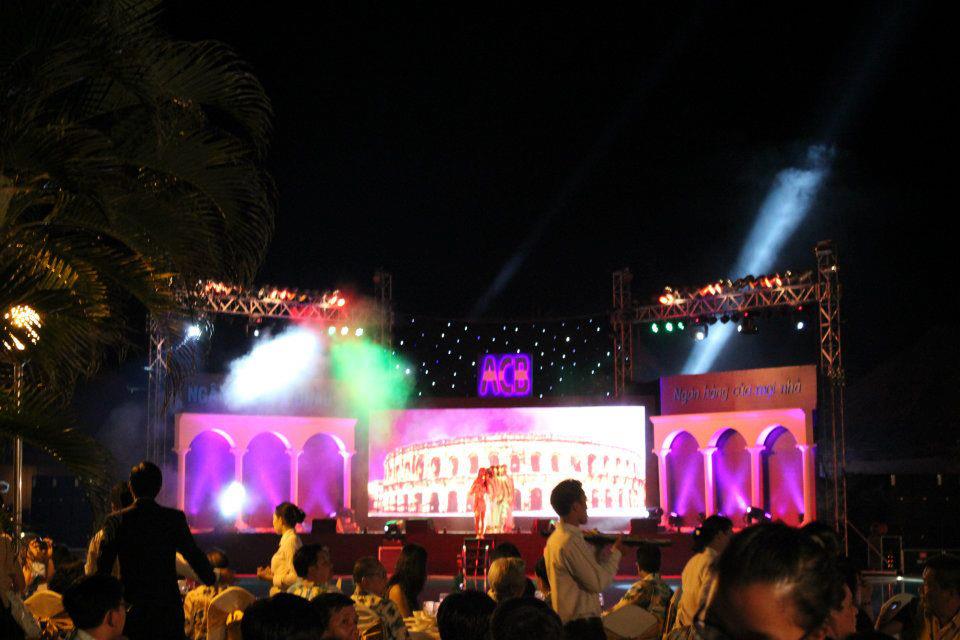 Hội ngộ ACB BANK