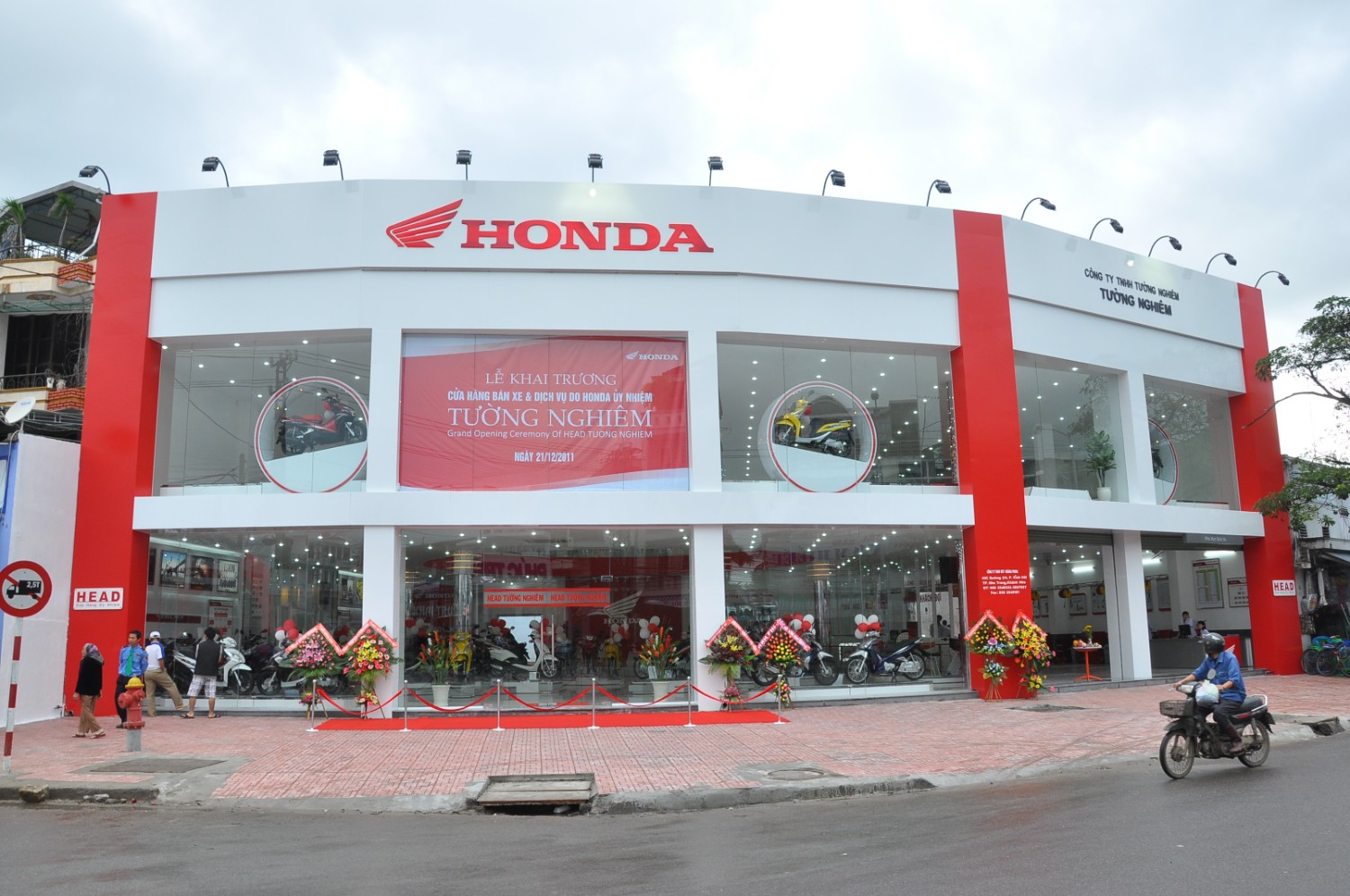 KT HEAD Tường Nghiêm