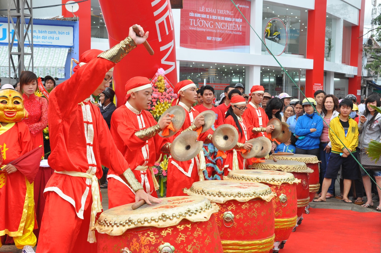 KT HEAD Tường Nghiêm