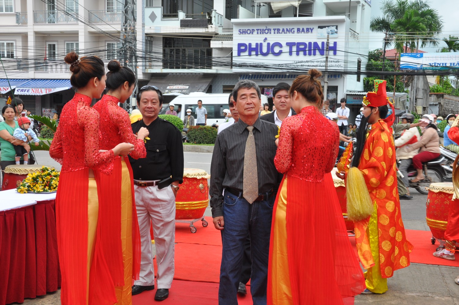 KT HEAD Tường Nghiêm