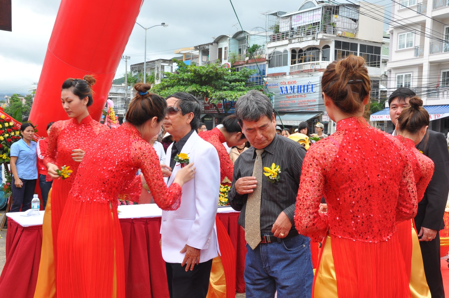 KT HEAD Tường Nghiêm