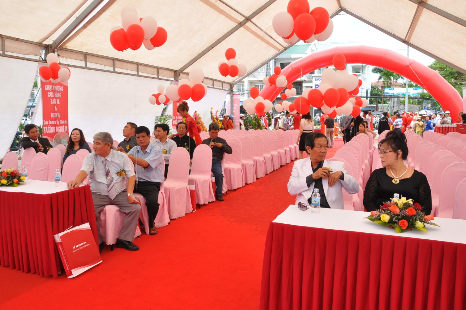 KT HEAD Tường Nghiêm