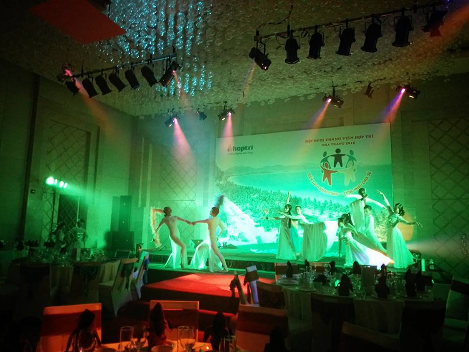 10 năm thành lập HopTriGroup