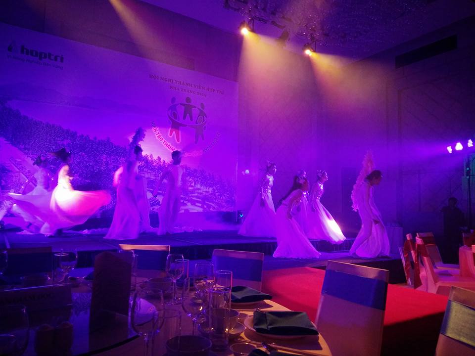 10 năm thành lập HopTriGroup