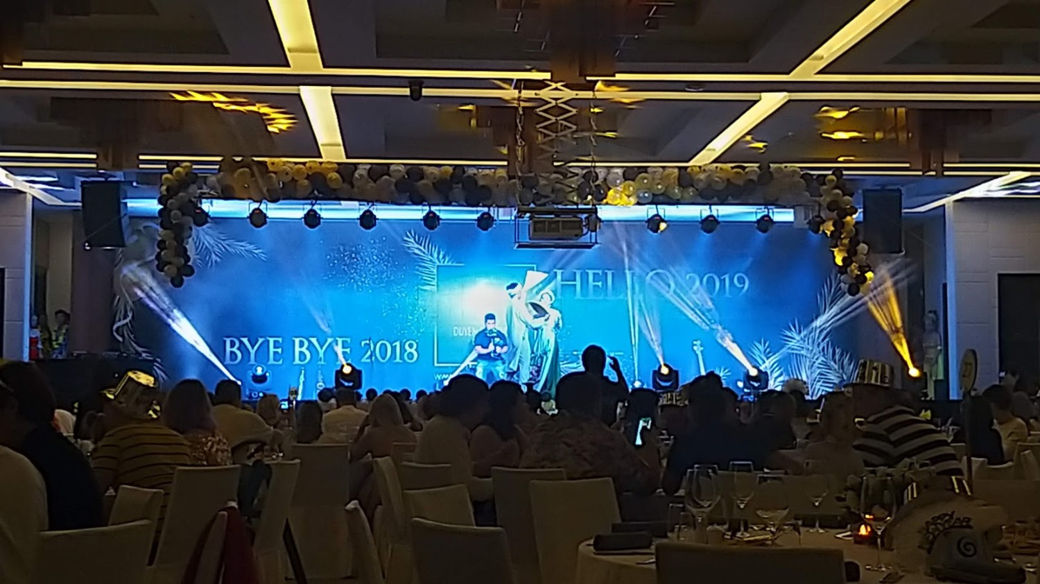 Duyên Hà Countdown Party