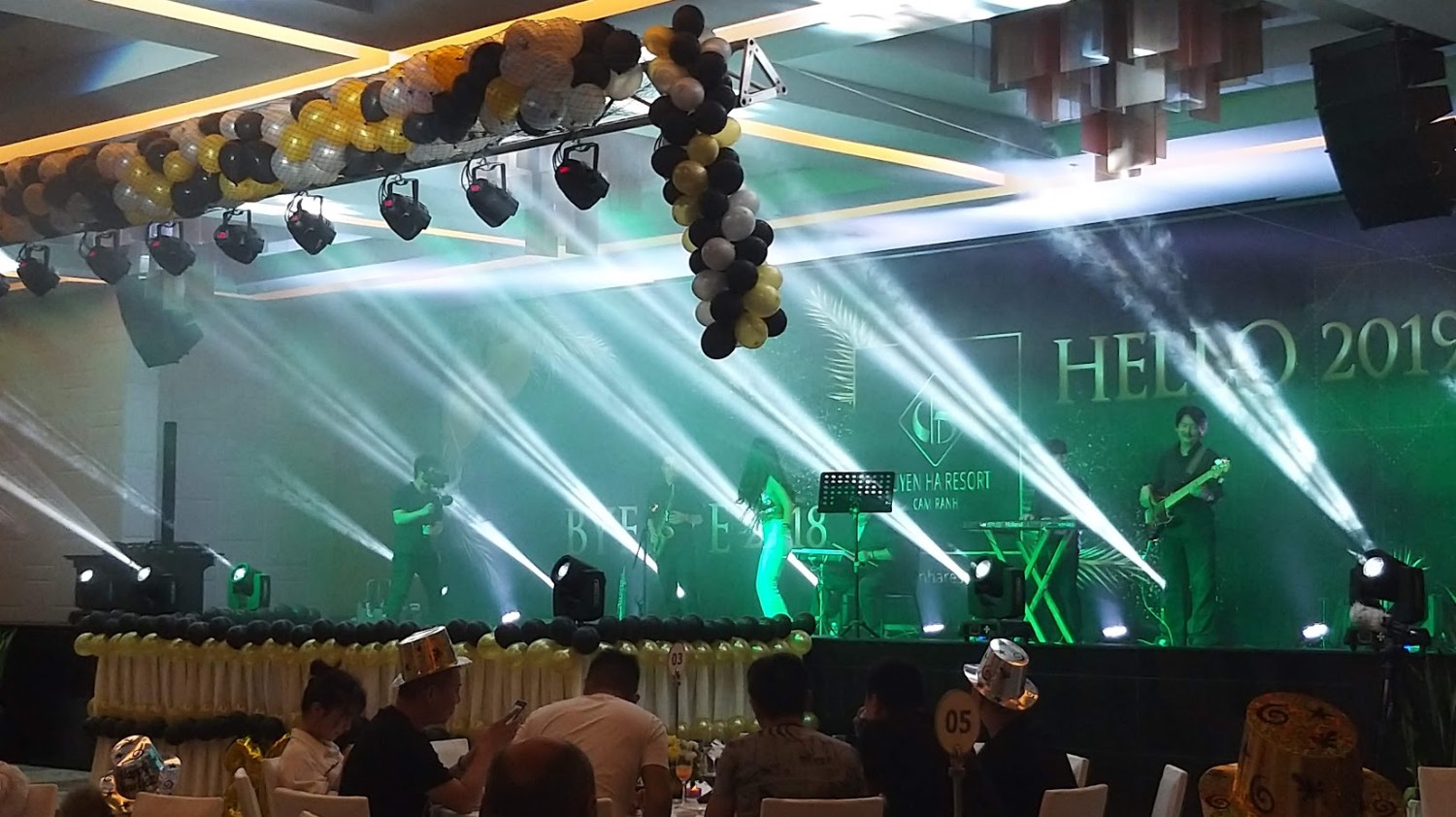 Duyên Hà Countdown Party