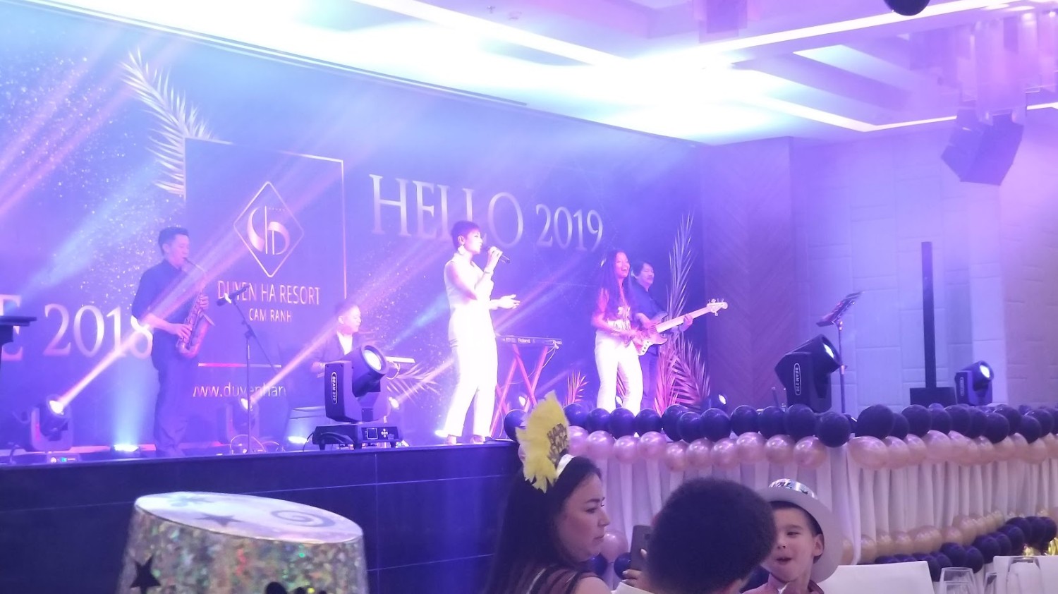 Duyên Hà Countdown Party