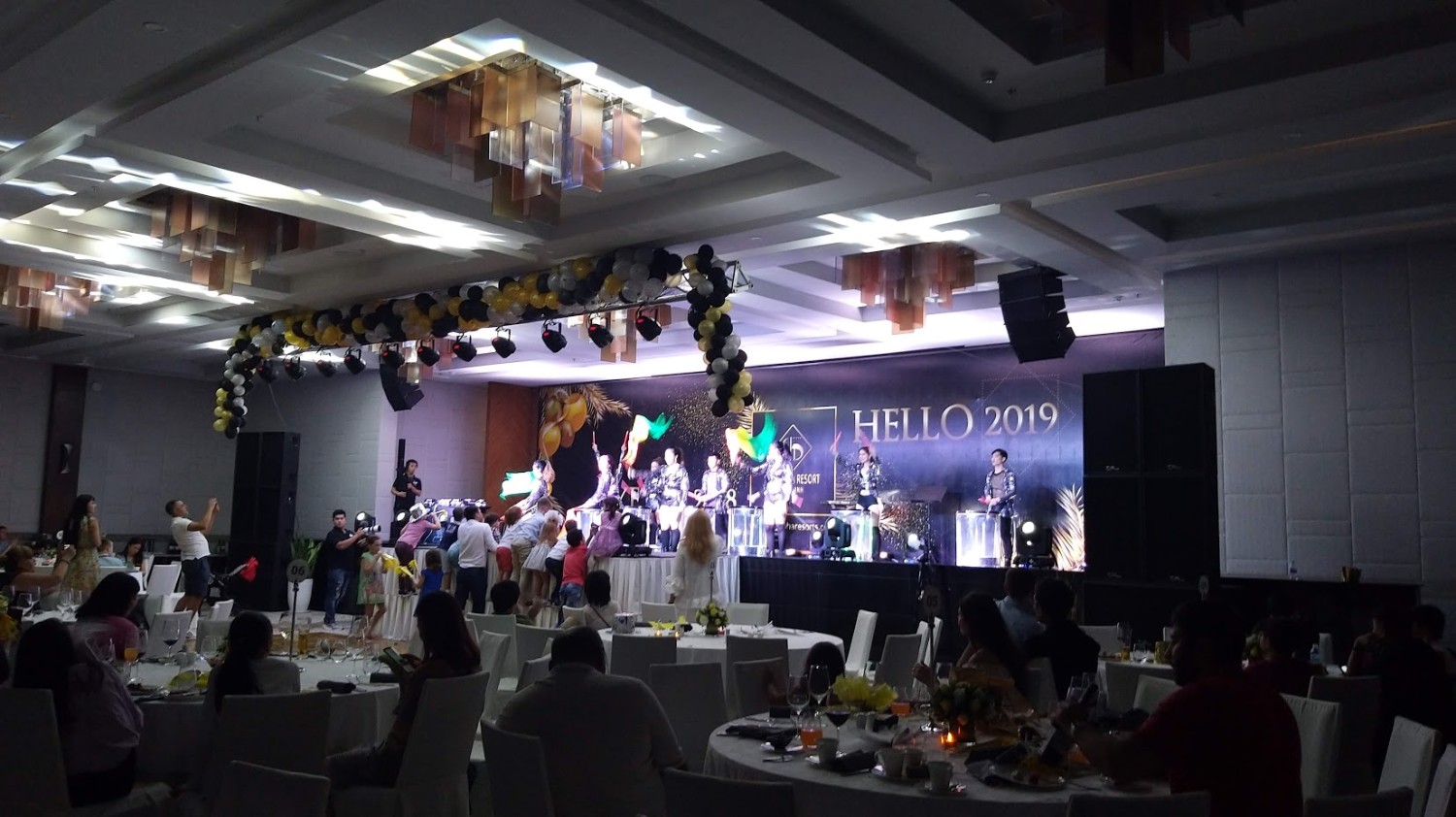 Duyên Hà Countdown Party