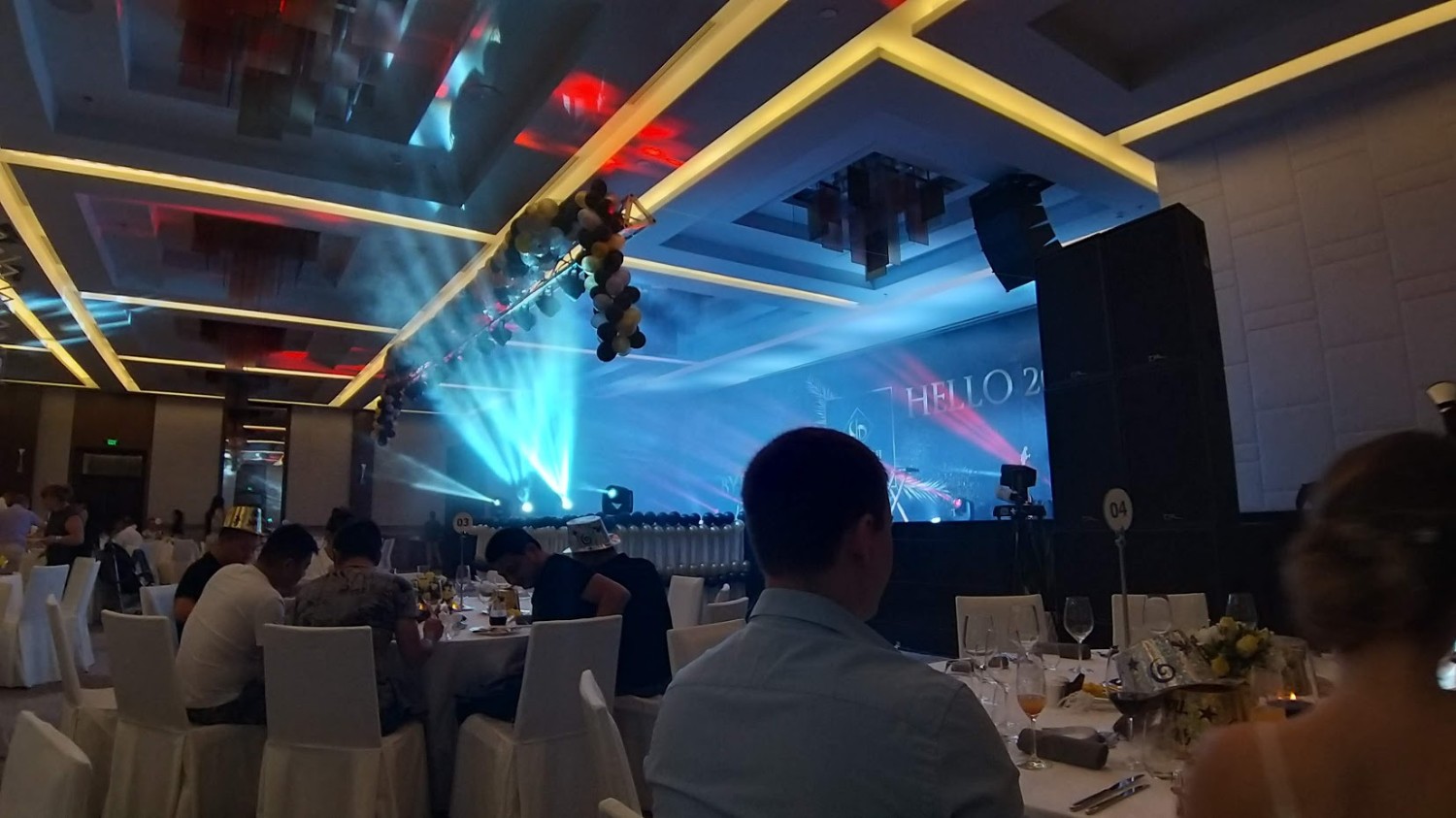 Year End Party-Đoàn Nga