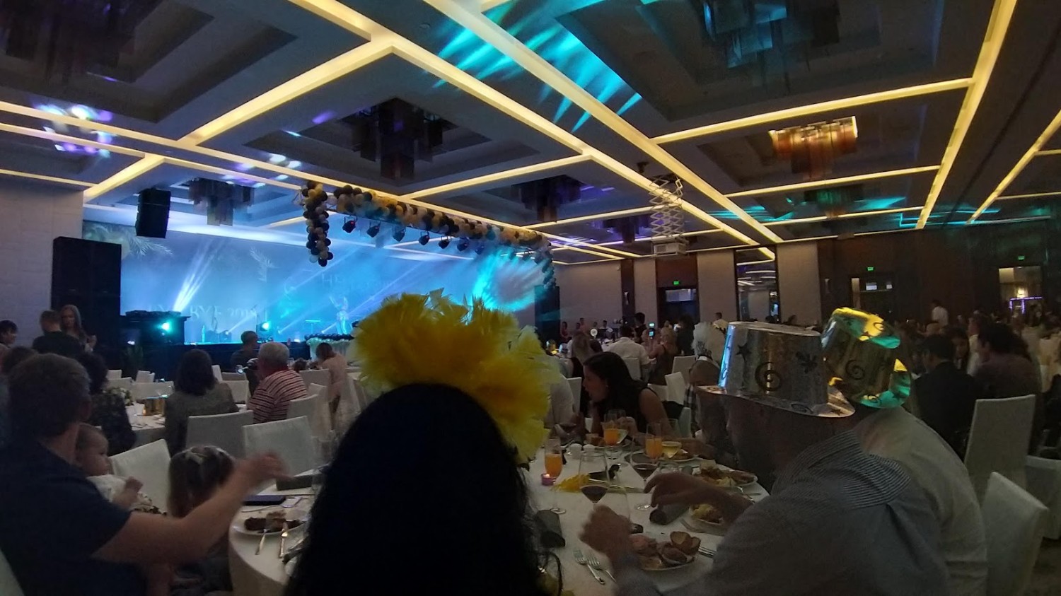 Year End Party-Đoàn Nga