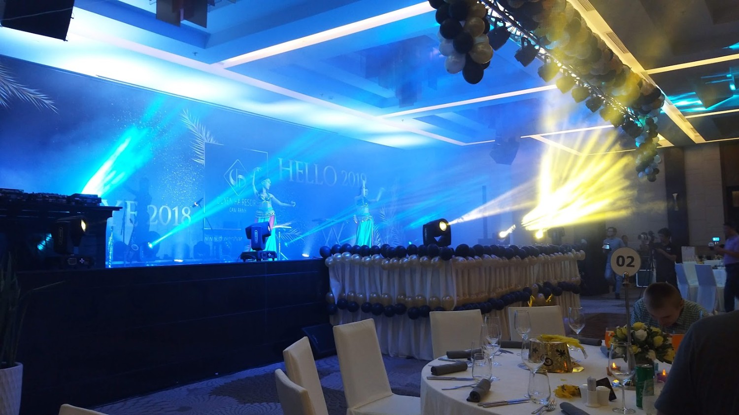 Year End Party-Đoàn Nga