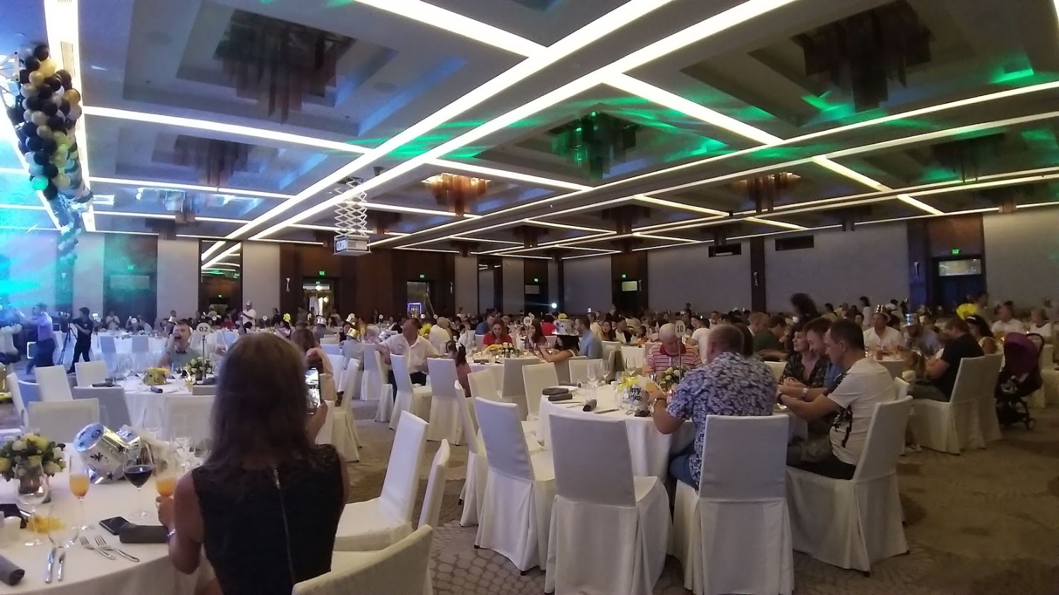 Year End Party-Đoàn Nga