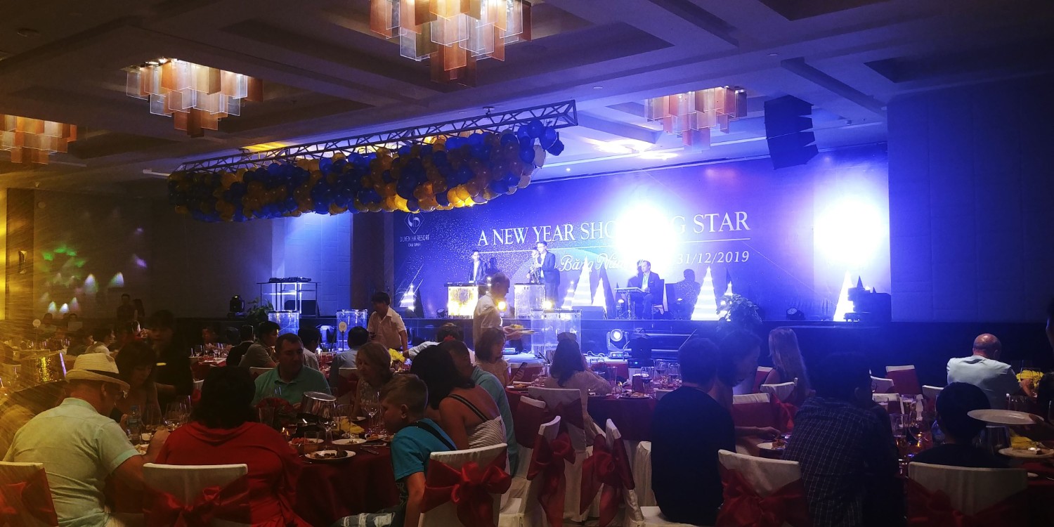Duyên Hà Countdown Party