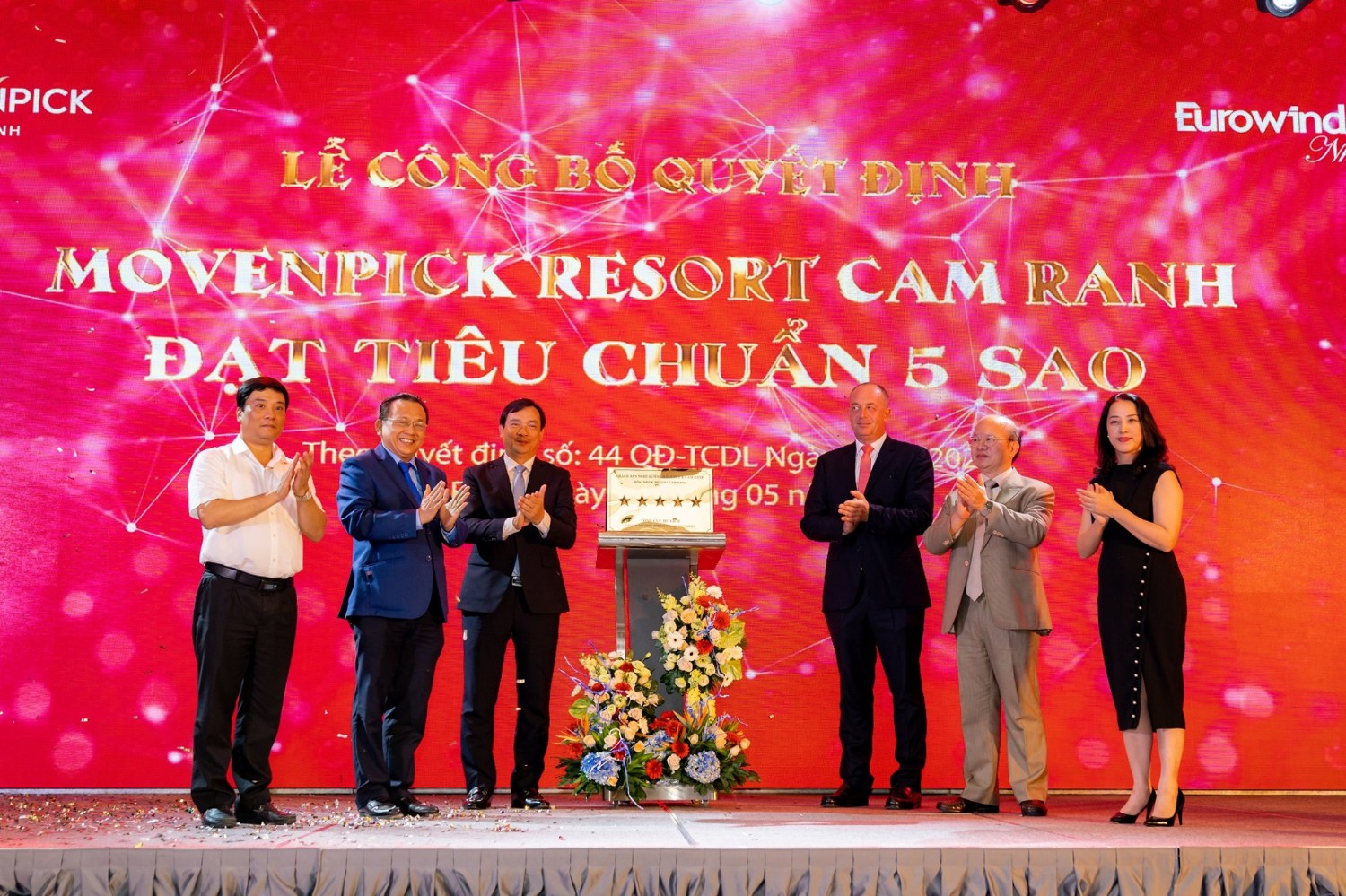 Lễ Gắn Sao Movenpick Resort