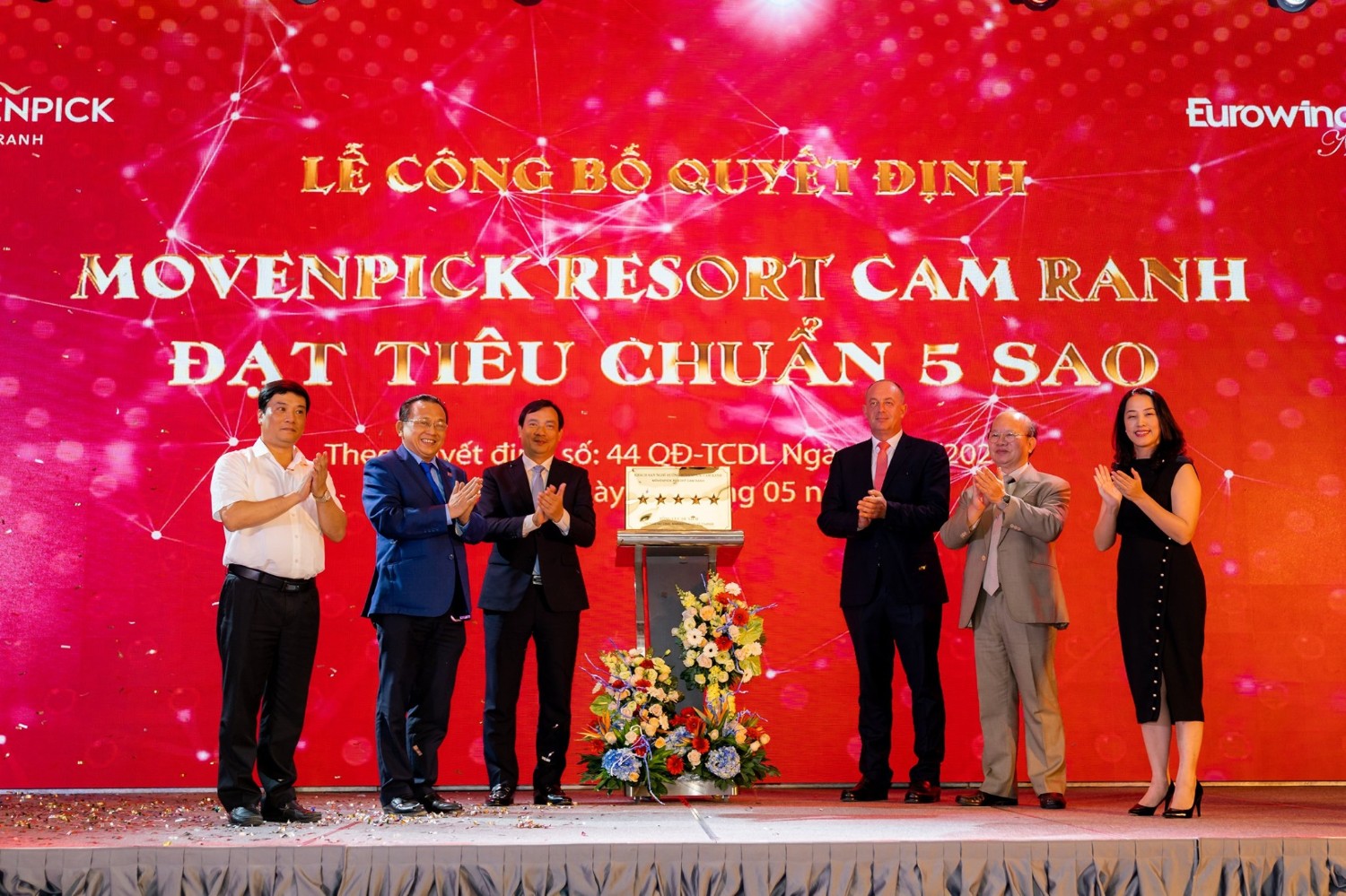 Lễ Gắn Sao Movenpick Resort