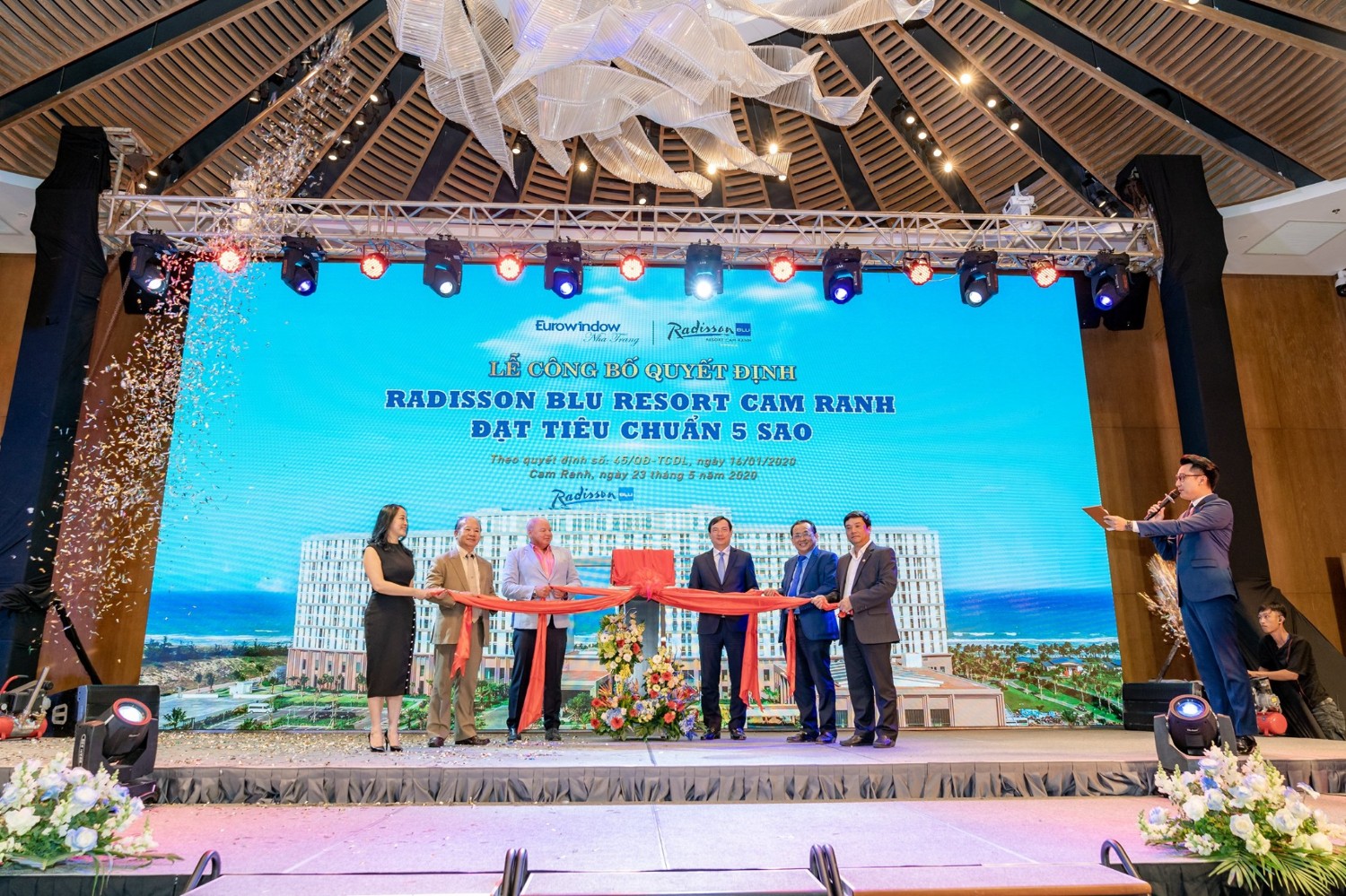 Lễ Gắn Sao Radisson Blu Resort