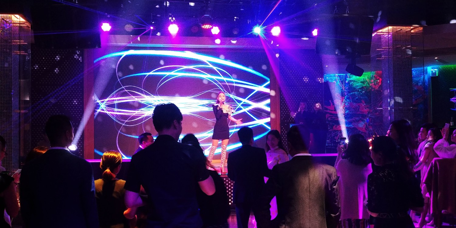 Movenpick Black Party VIP