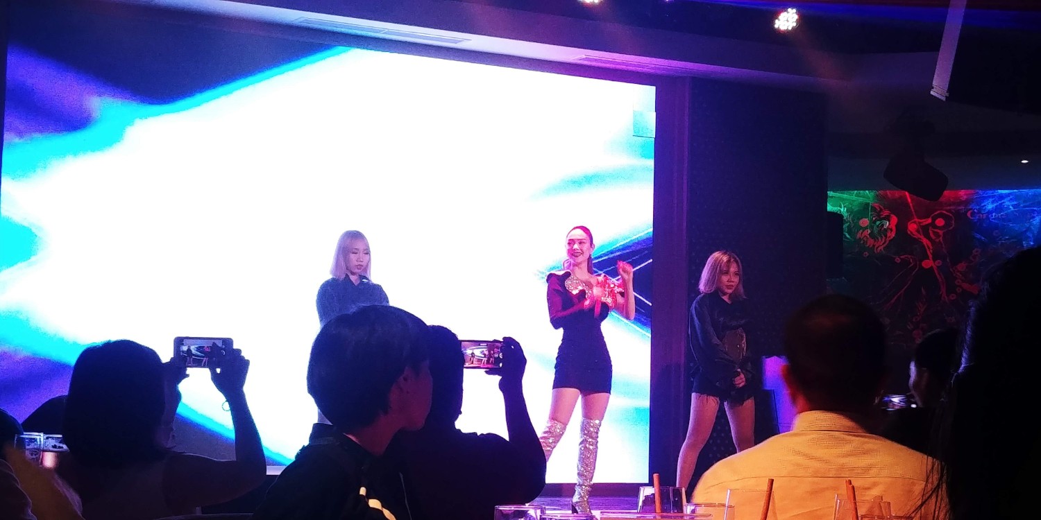Movenpick Black Party VIP