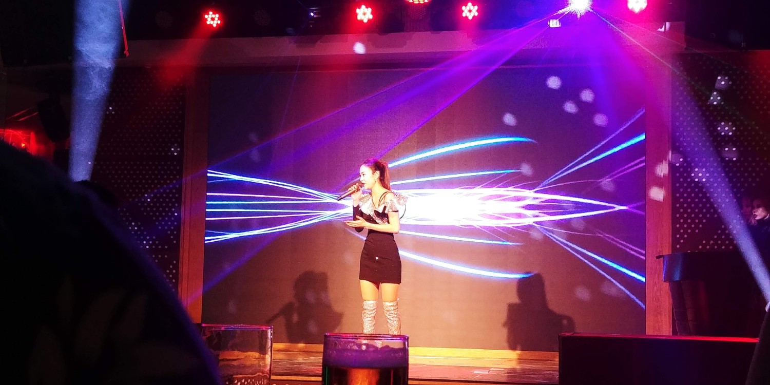Movenpick Black Party VIP