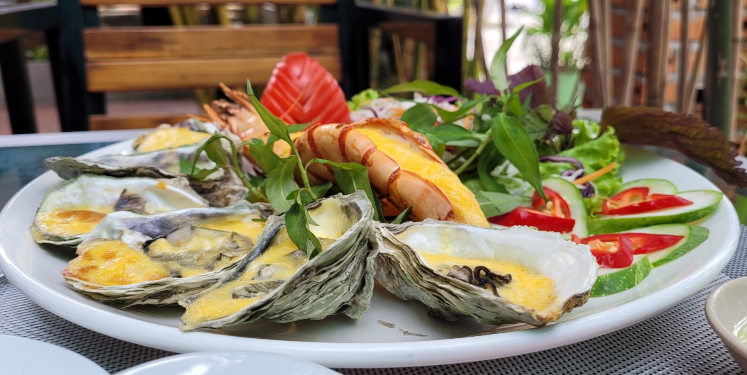 KHAI TRƯƠNG NH TẠP DỀ ĐỎ